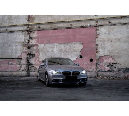 Grille avant de rechange compatible avec BMW Série 5 F10 F11 F18 M5 (noir  brillant) : : Auto